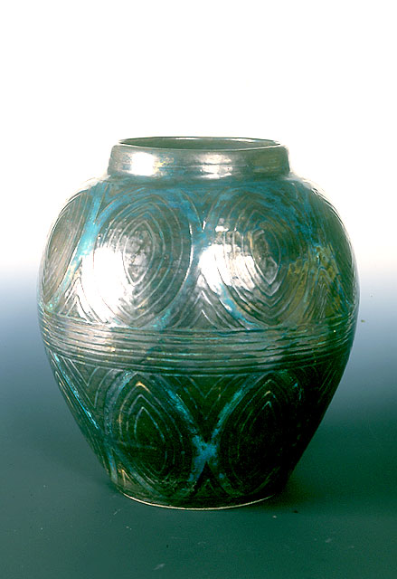 銀化波斯青磁黒花紋花瓶の写真
