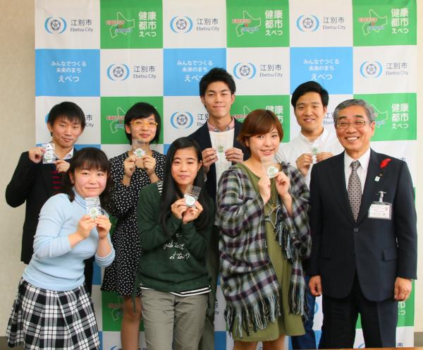 札幌学院大学学生表敬訪問の写真1