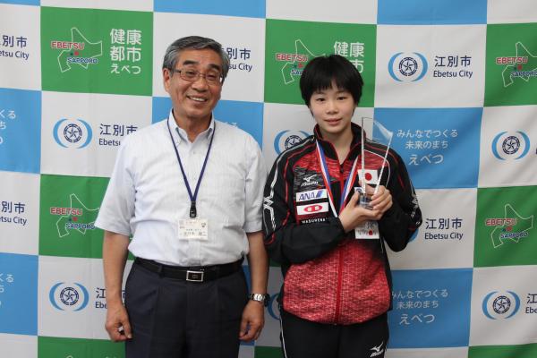 大久保ひかり選手表敬訪問
