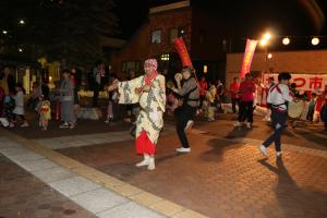 江別地区市民まつりの踊りの写真3