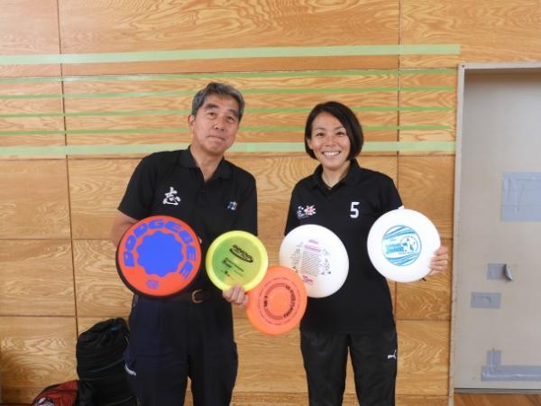 洞野氏（江別市子ども会育成連絡協議会会長）と三井氏の写真