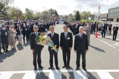 後藤新市長初登庁