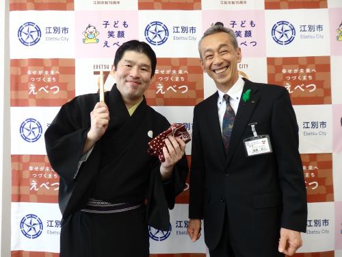 表敬の様子