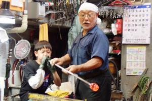 ガラスのコップ製作体験2