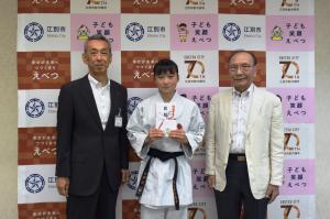 空手道全国大会出場加藤天さん表敬訪問