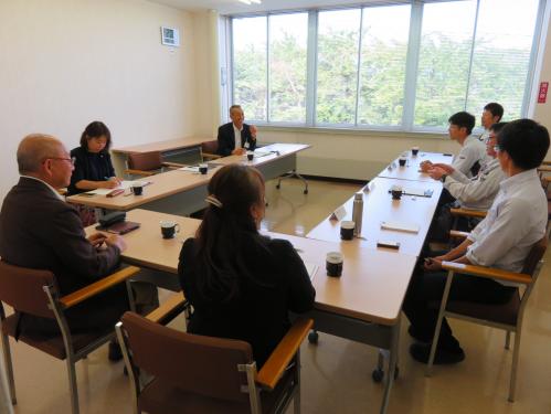 懇談会の様子