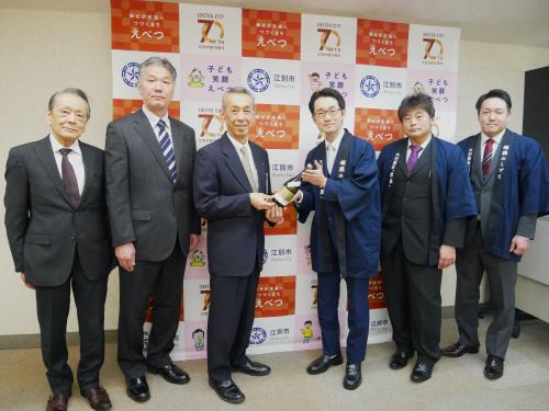 表敬訪問の様子