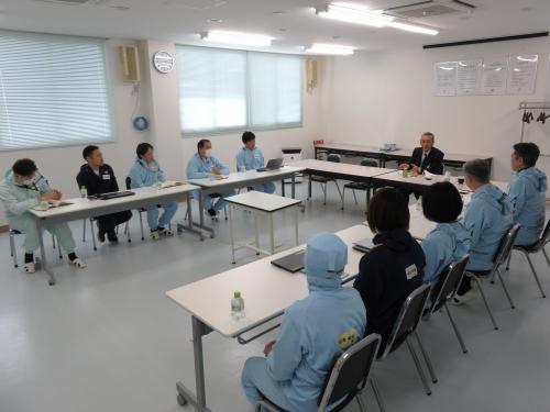 懇談会の様子