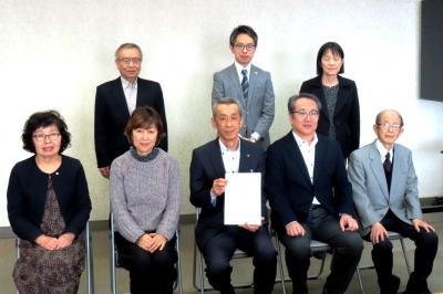 自治基本条例検討委員会　提言書