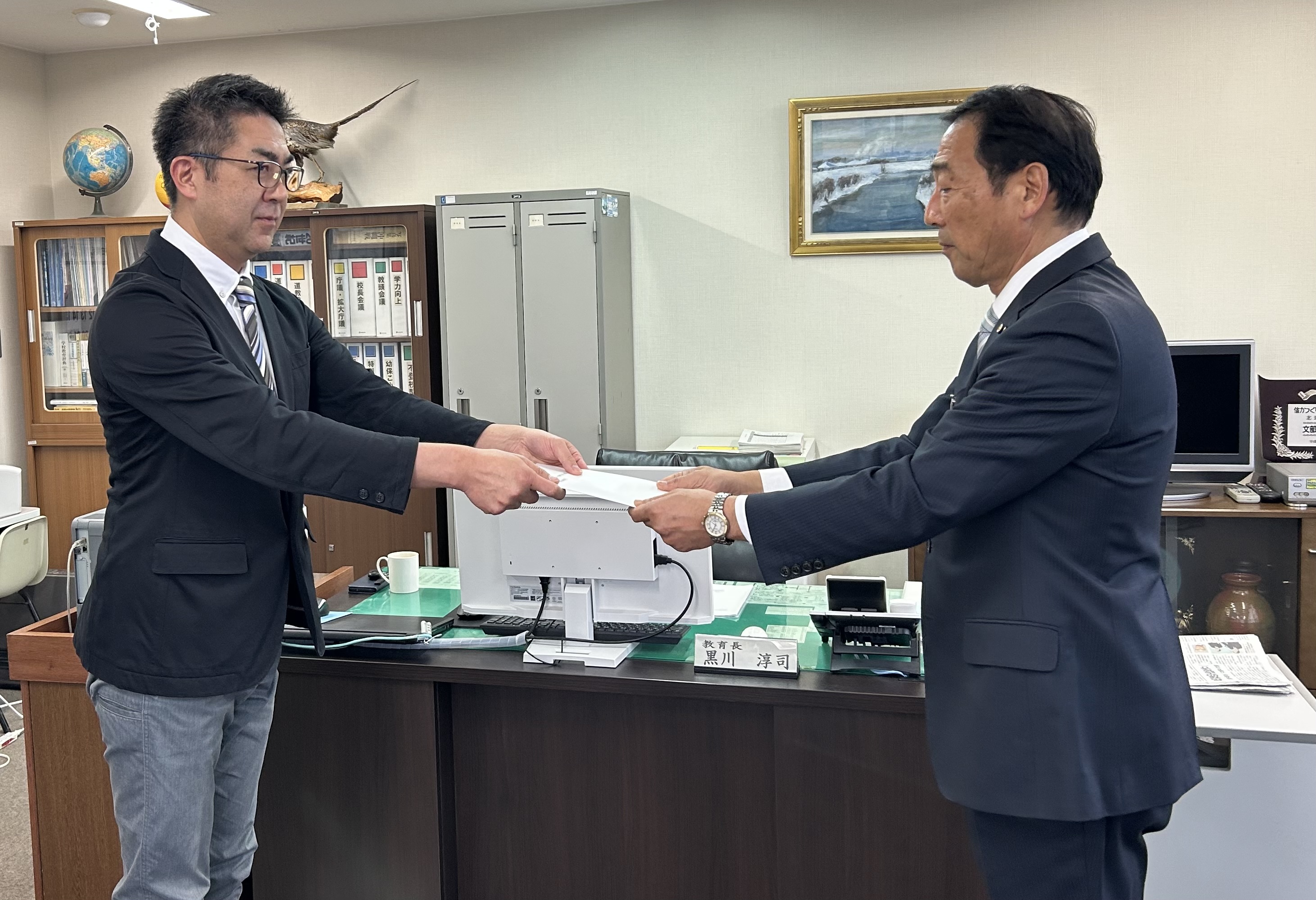 提言手交式