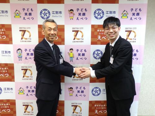 表敬訪問の様子