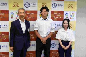 表敬訪問　2025江別高等学校生徒全国大会に出場
