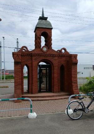 豊幌駅前電話ボックス