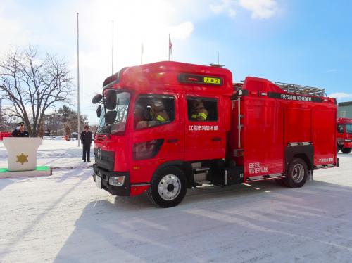 消防車が走る様子