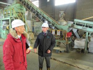 木くずなどを燃料チップにする施設