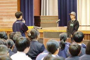 二階堂蓮選手が大麻東中学校を訪問4